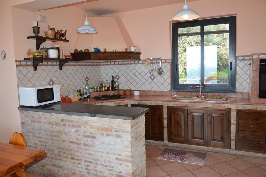 Villa Elena Mascali Habitación foto